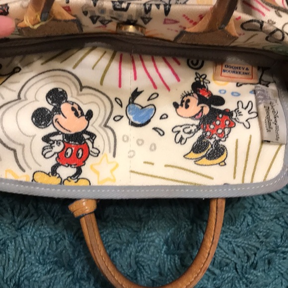 Vintage Very Rare Walt Disney Dooney & Bourke Bag - Picture 10 of 12